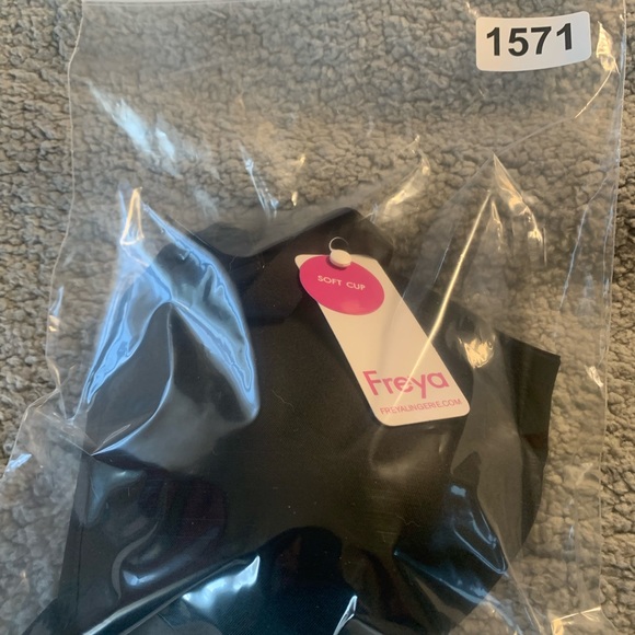 (1571) Freya Women's Deco Molded Soft Cup Bra Black 30 G - Picture 5 of 5